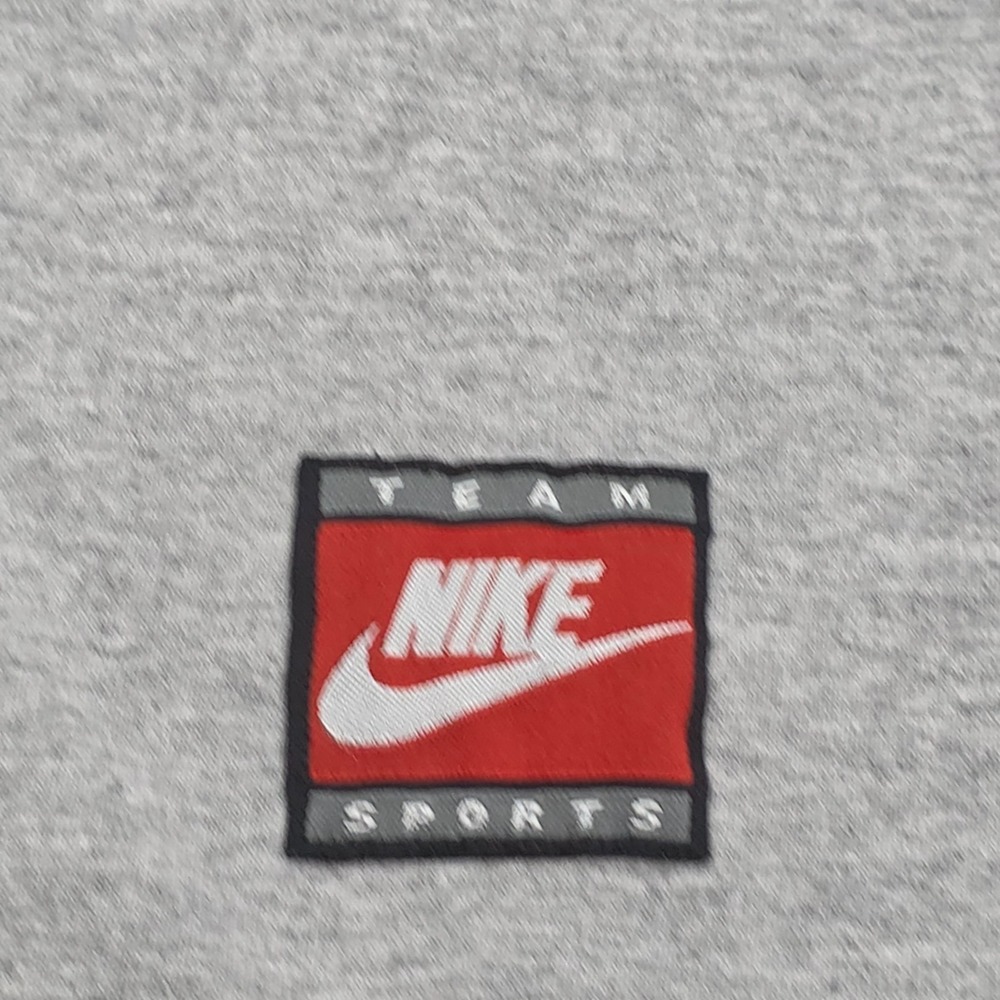 Vintage Nike Team Sports Tank Top Men's XL / XXL Gray Graphic Basketball Y2K - Picture 3 of 9